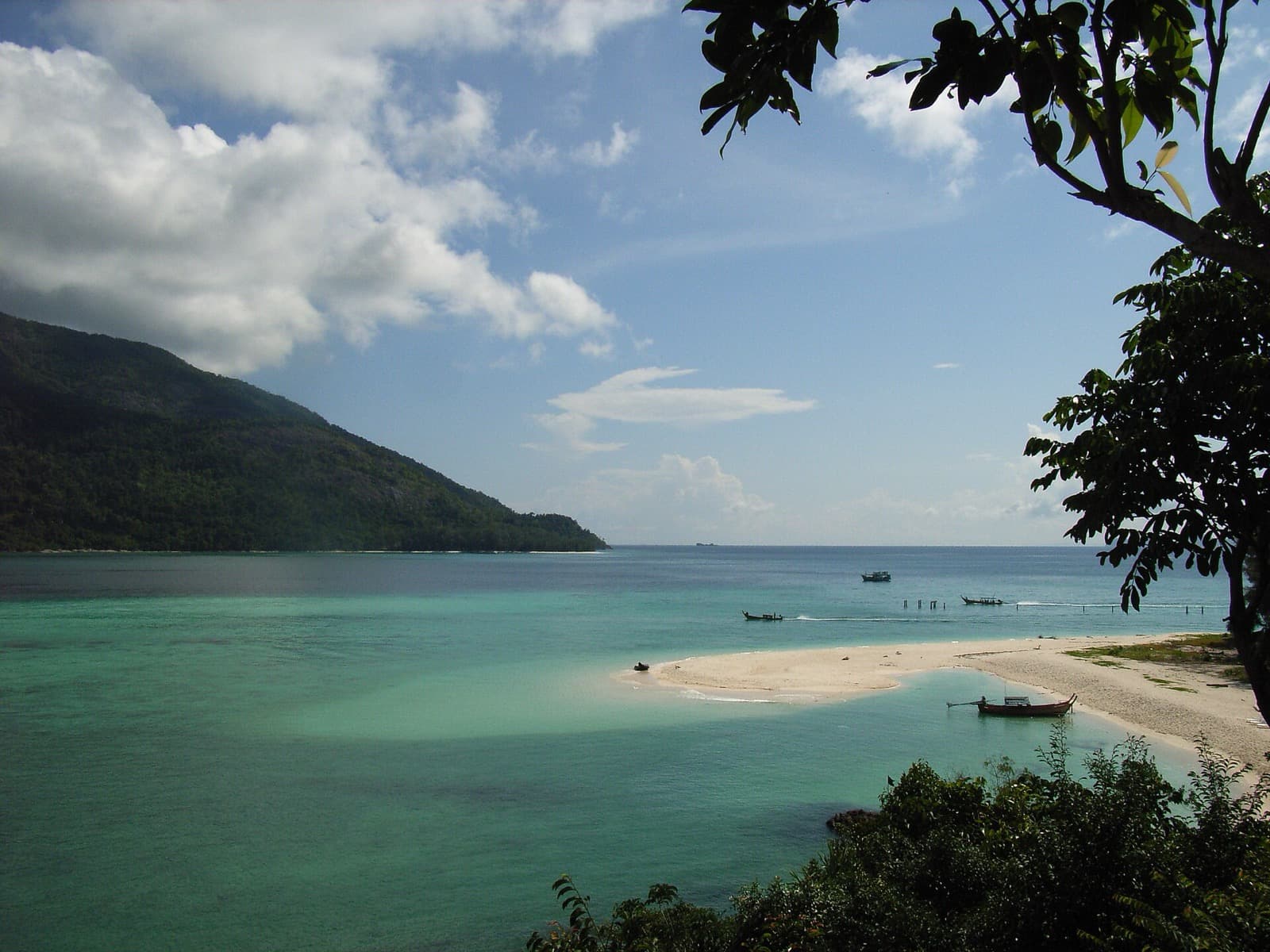 La plage de Koh Lipe et son eau turquoise